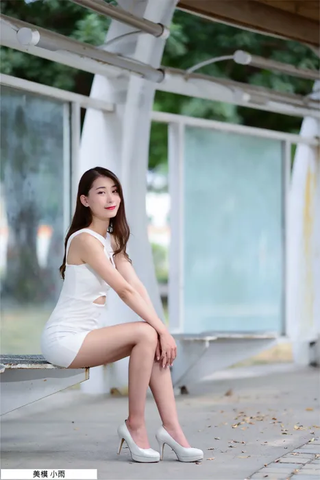 [Mzsock] NO.096 Xiaoyu off-shoulder dress, high heels, beautiful legs, outdoor shot street photography#[100P]-85